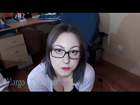 ❤️ Ang Sexy nga Babaye nga adunay Salamin Nagsuso sa Dildo sa Lalim sa Camera ☑ kualidad nga porn sa amon ❌