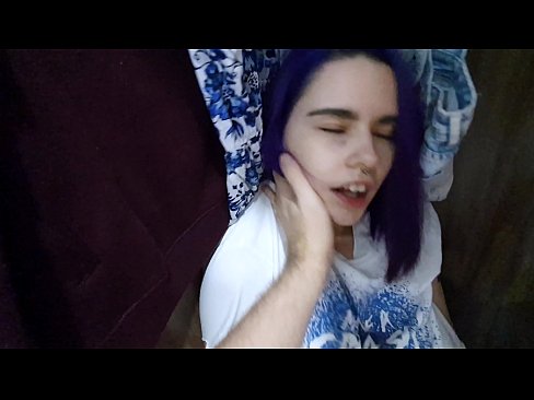 ❤️ Nakit-an akong igsoong babaye sa aparador ug gitabangan siya sa iyang cum ☑ kualidad nga porn sa amon ❌